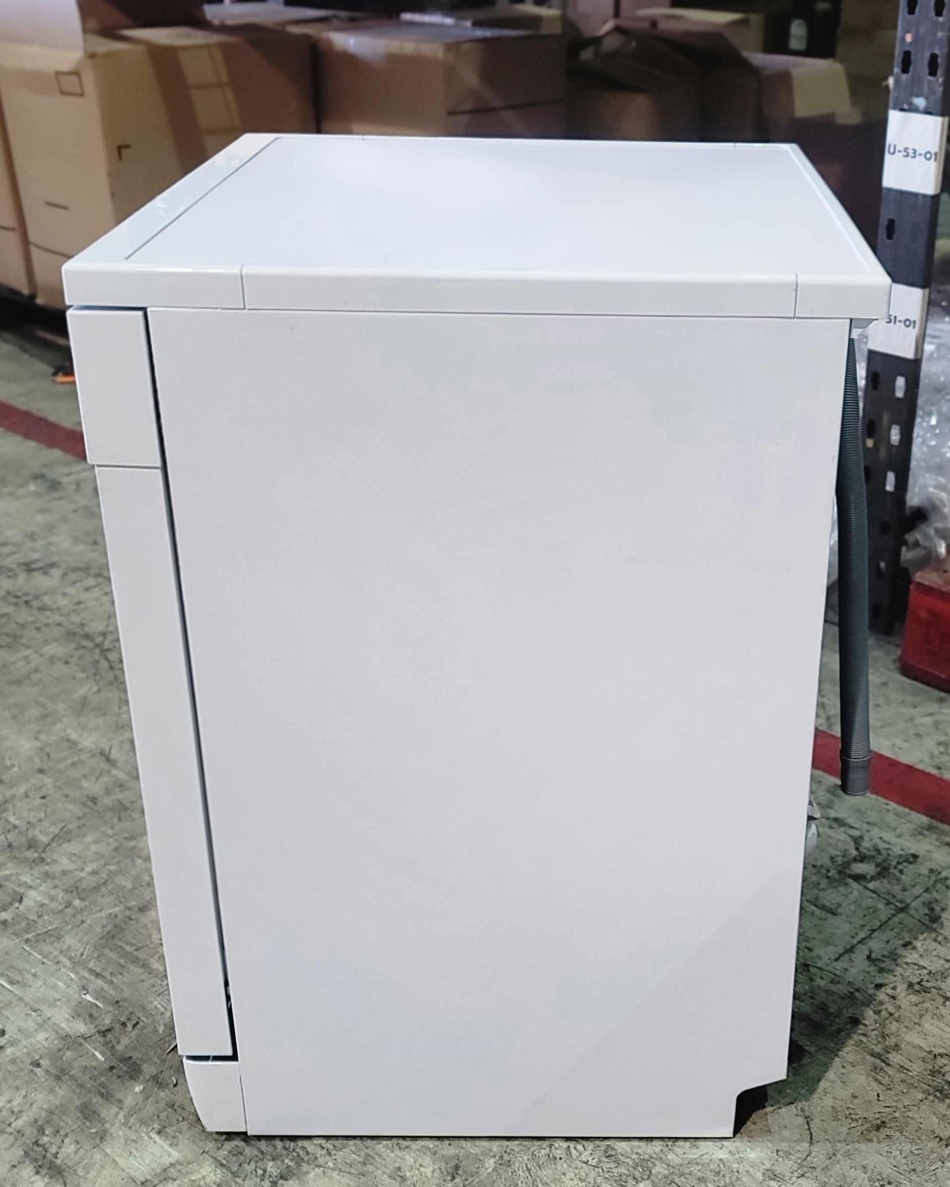 Bush Dishwasher White DWFSE126W