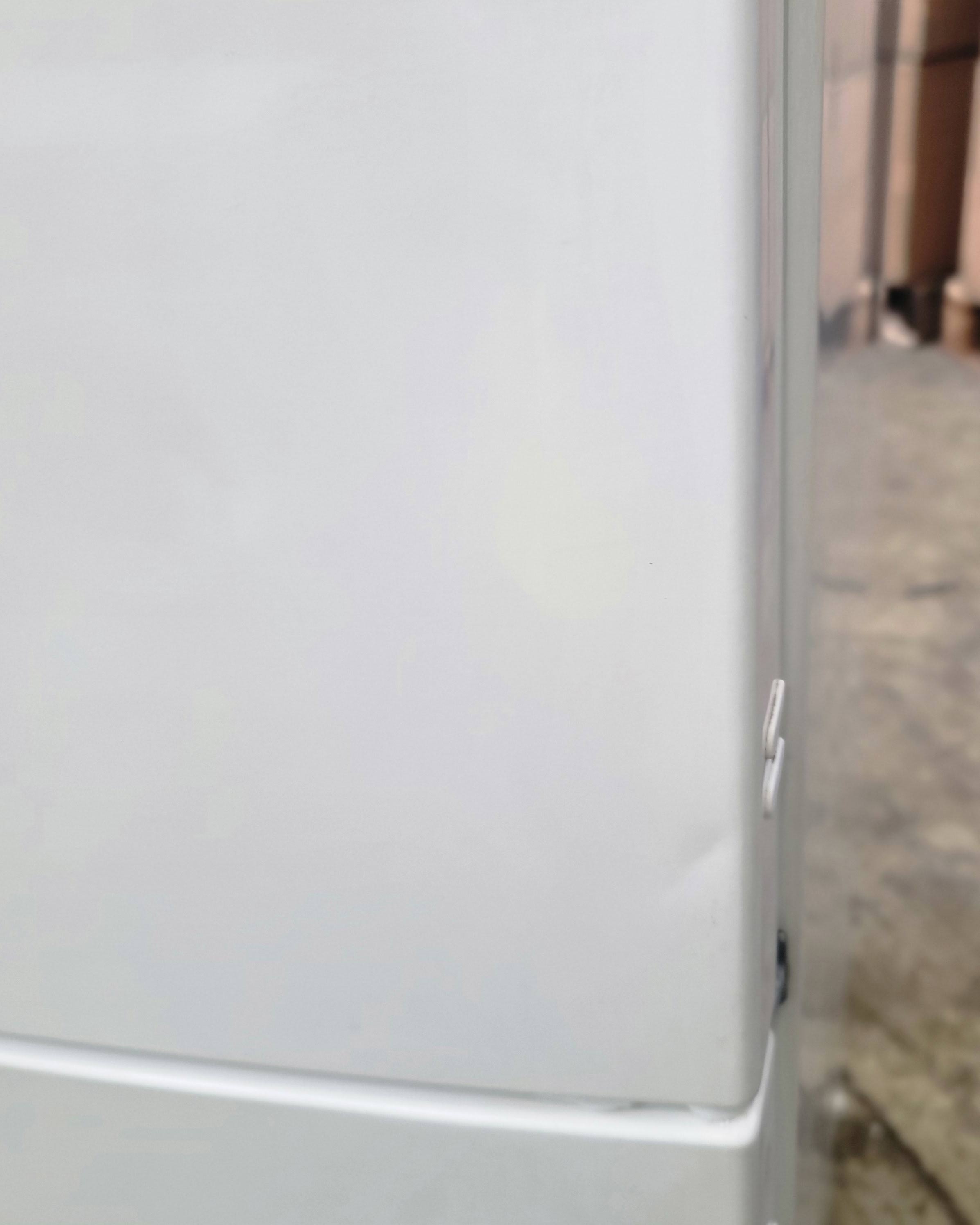 MIELE Large White Fridge Freezer kdn12823s