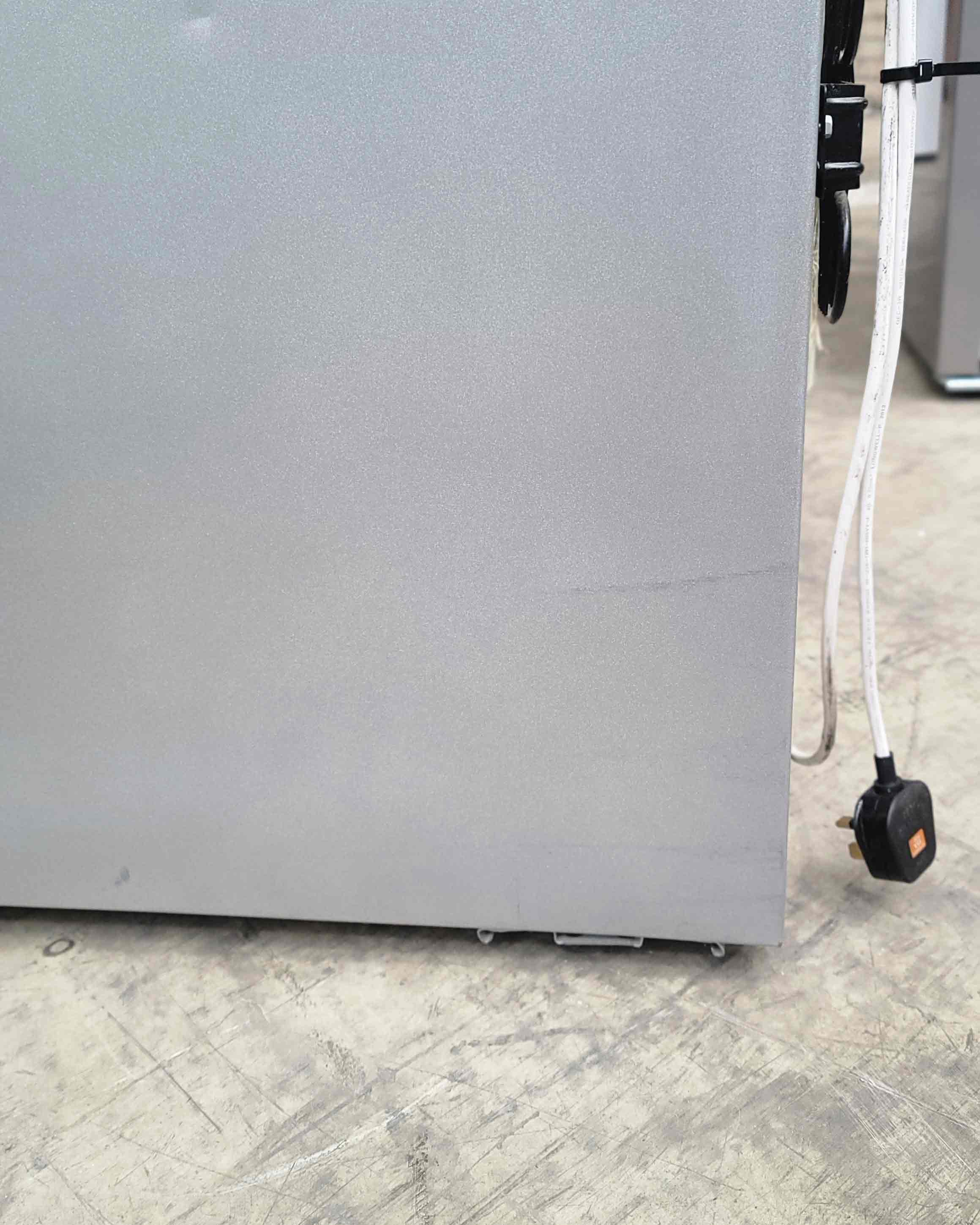 BLOMBERG Fridge Freezer 