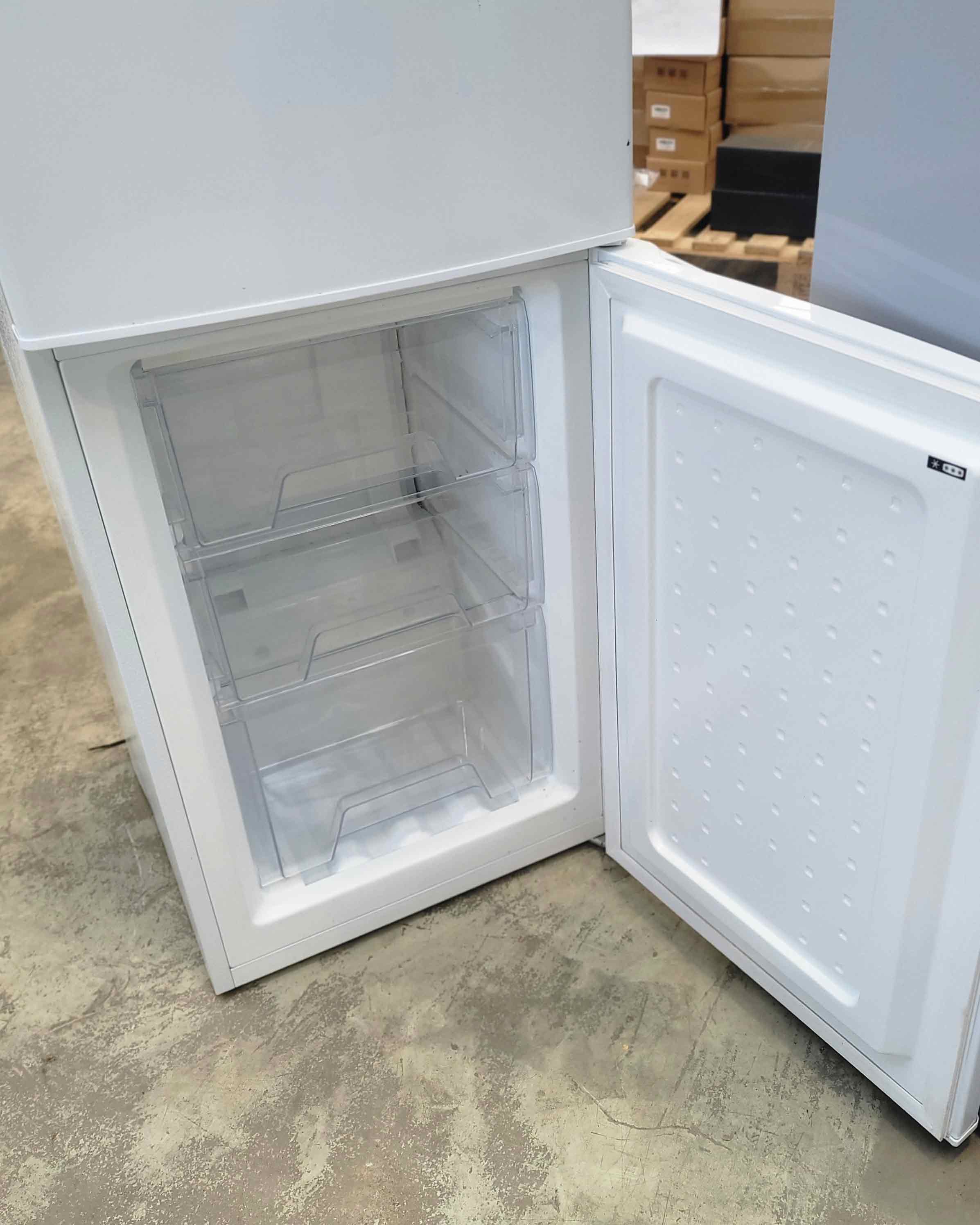 BUSH  Freezer Open