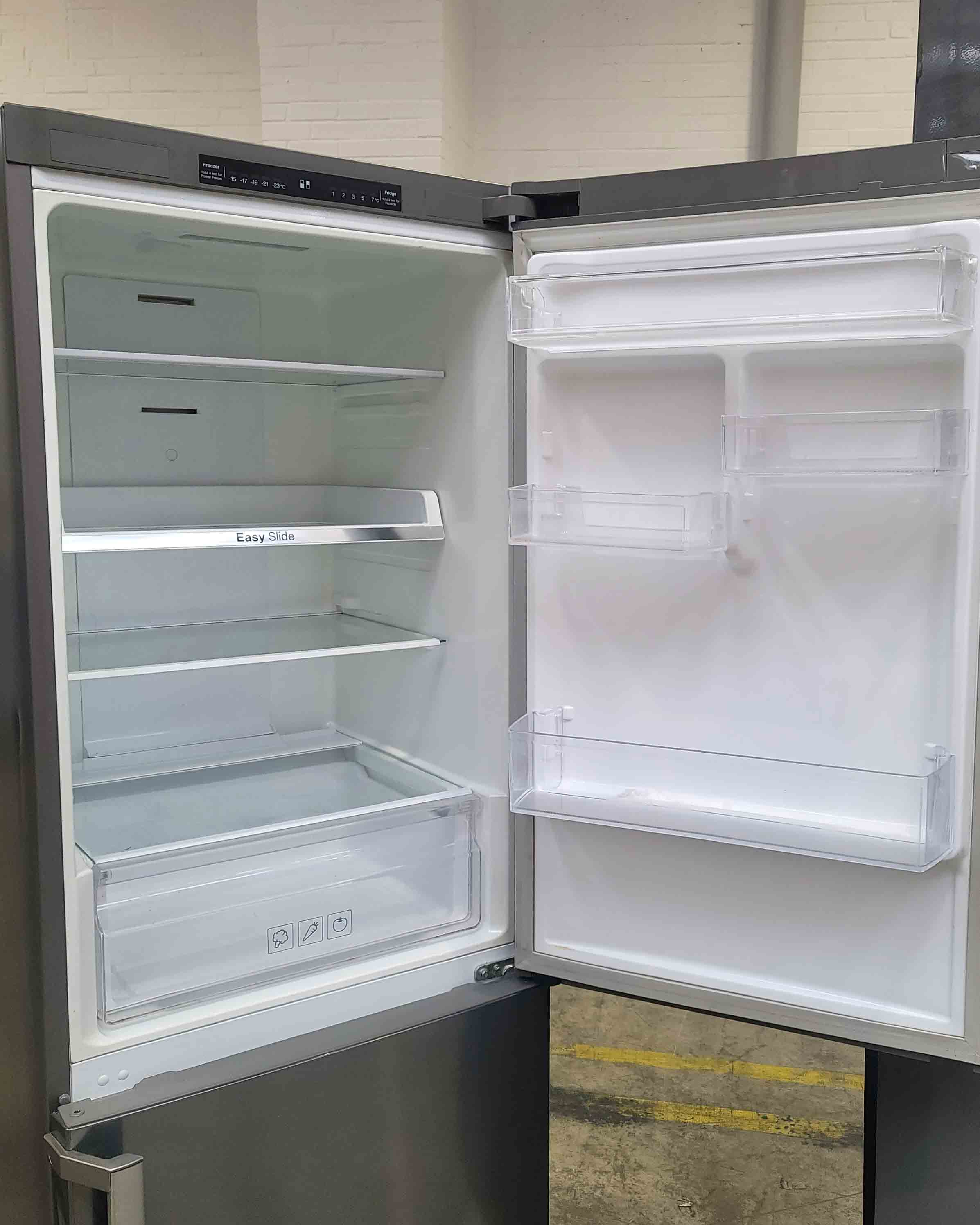 SAMSUNG Large Fridge Freezer RB29FSJNDSS Grey