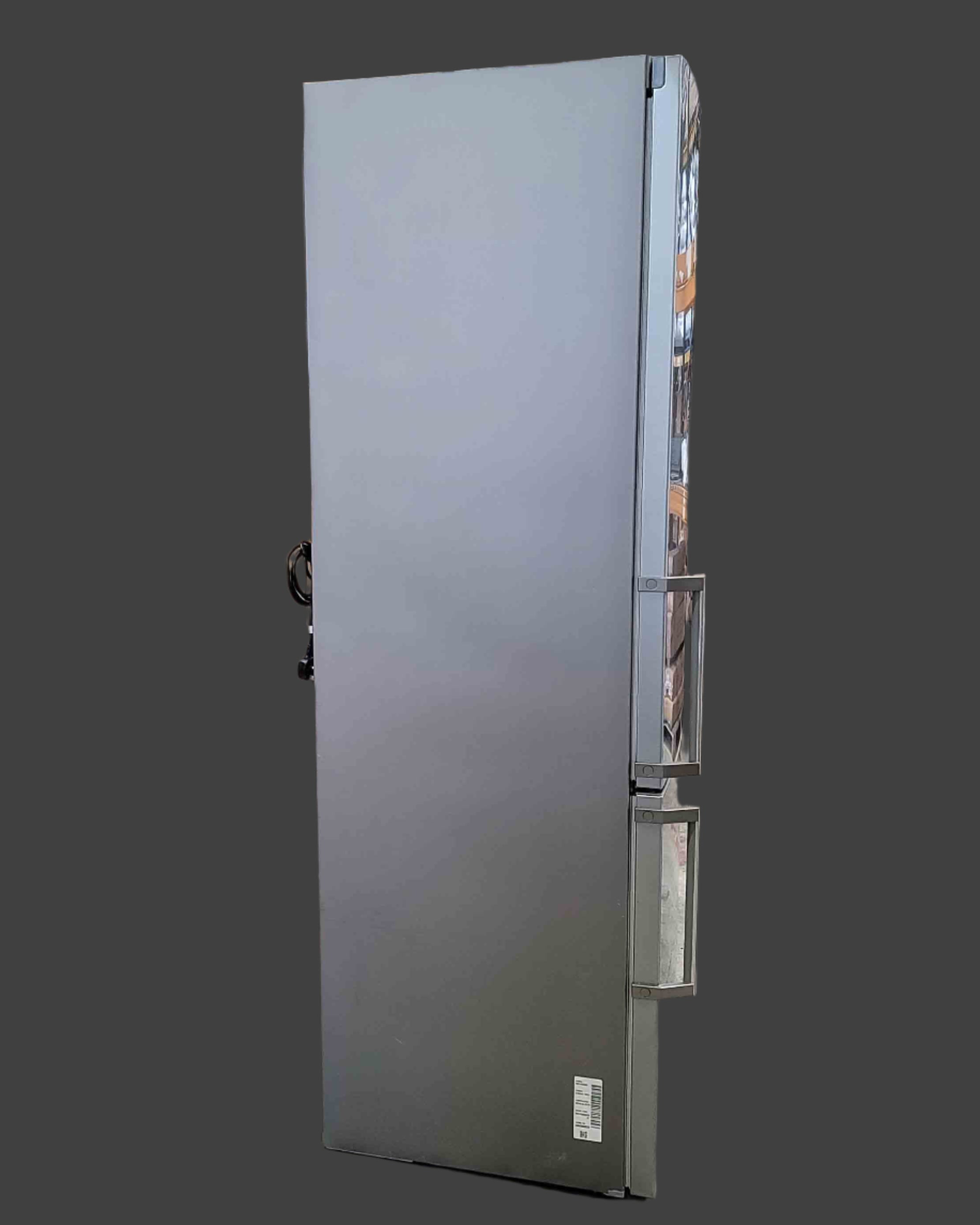 SAMSUNG Large Silver Fridge Freezer RB37J5330SA