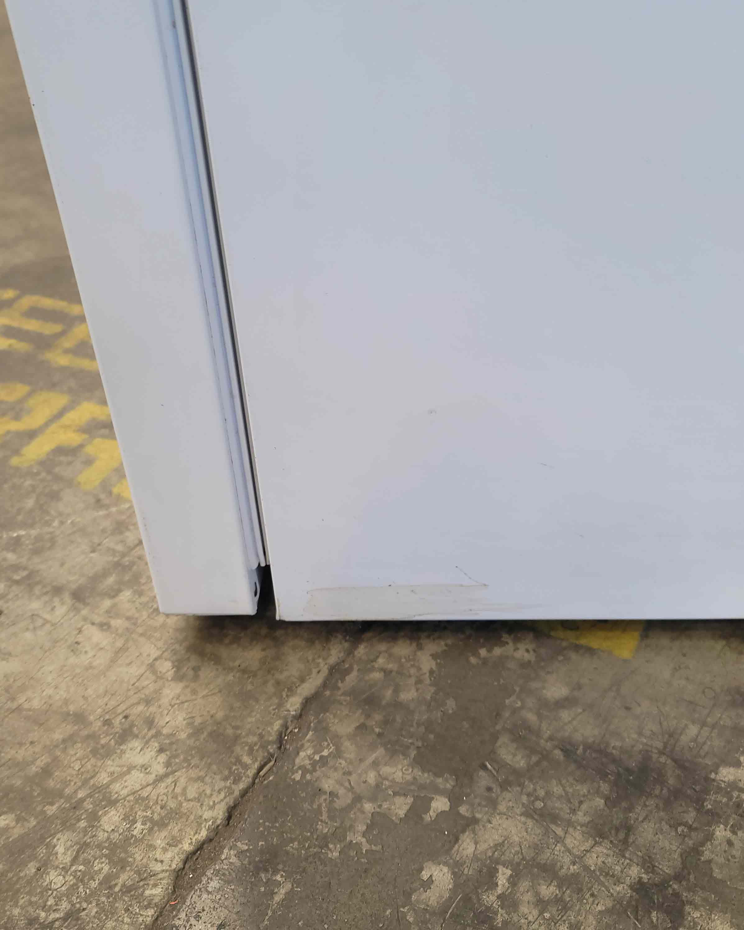 HOTPOINT Large Fridge Freezer SMX 95 TU White