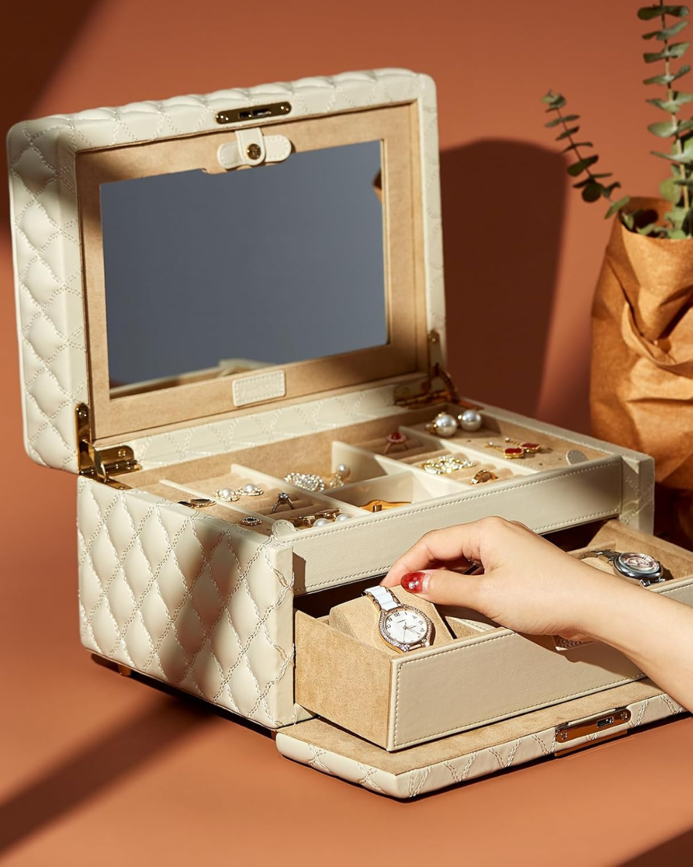Vee Jewellery Box Storage Case Diamond Quilted Beige